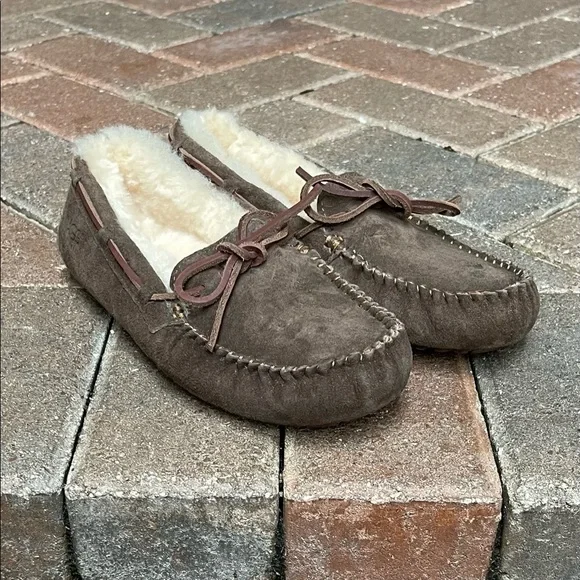 UGG brown suede mocassins - Picture 9 of 12